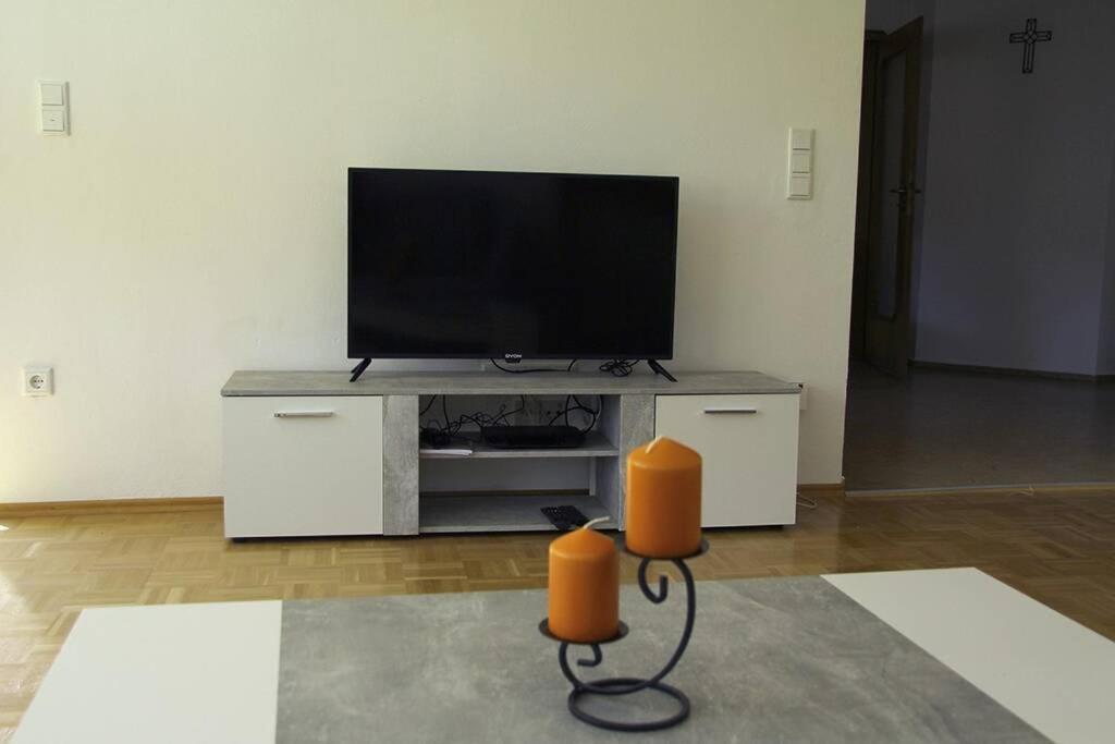 Schoene Helle Ferienwohnung In Waldnaehe برشينغ المظهر الخارجي الصورة